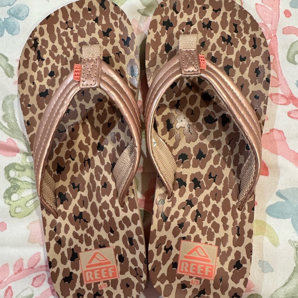 Reef Animal Print Sandals- Tried on/Without tags